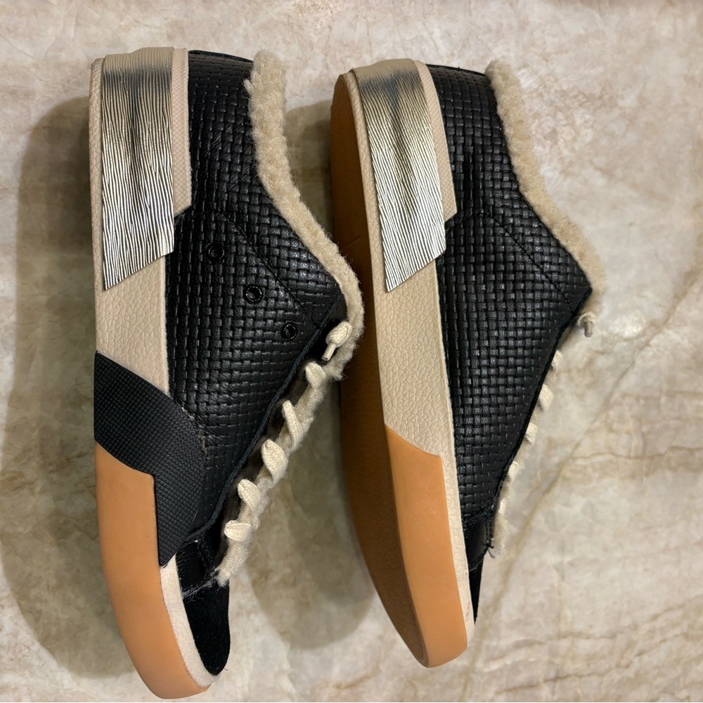 Dolce Vita Black Zantel Sneakers - Picture 5 of 7